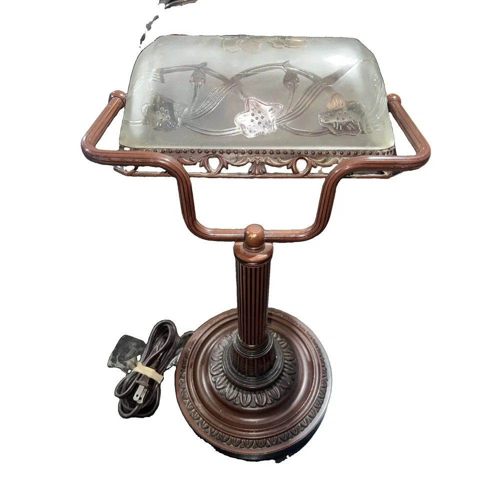 10/ Vintage table lamp for bankers in high quality frosted glass